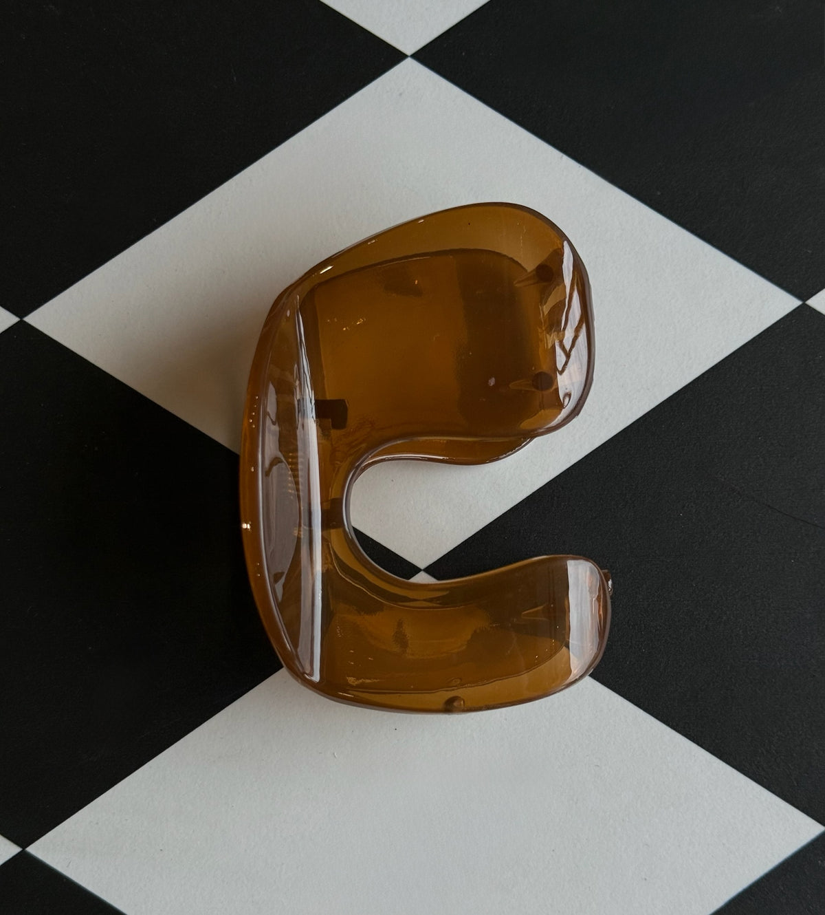 C-Shaped Medium Claw Clip - * Multiple Colors *