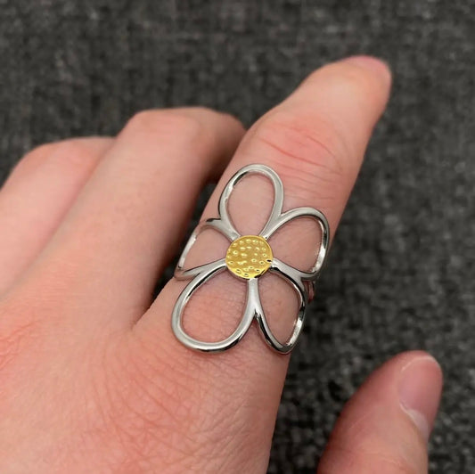 Hollow Flower Adjustable Ring