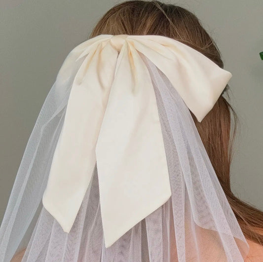 OMG Beauty Veil Bow Hair Clip