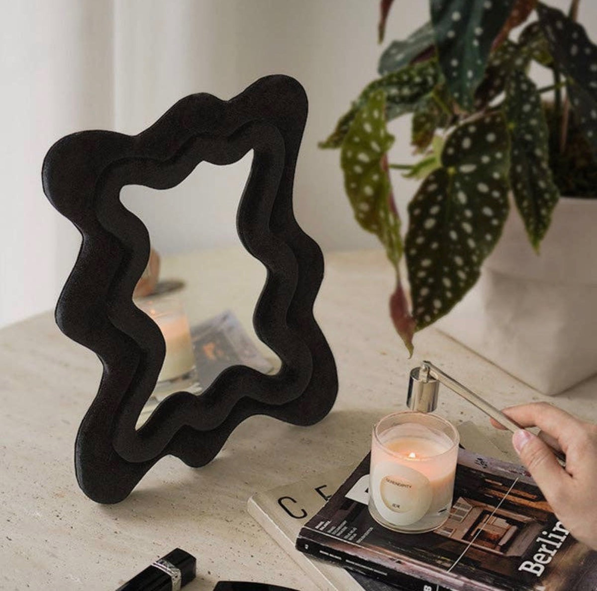 Curved Velvet Mirror - * 2 Colors *