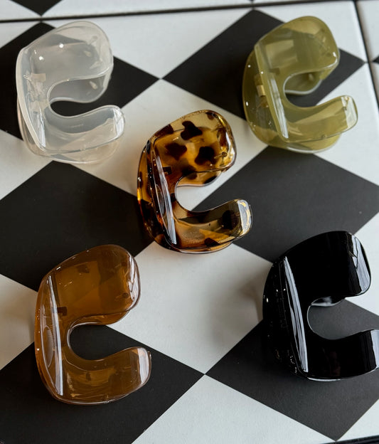 C-Shaped Medium Claw Clip - * Multiple Colors *