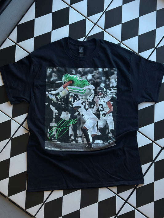 Saquon Barkley Hurdle Graphic Tee - Black